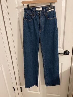 Abercrombie & Fitch High-Rise Dark Blue Women's Jeans
